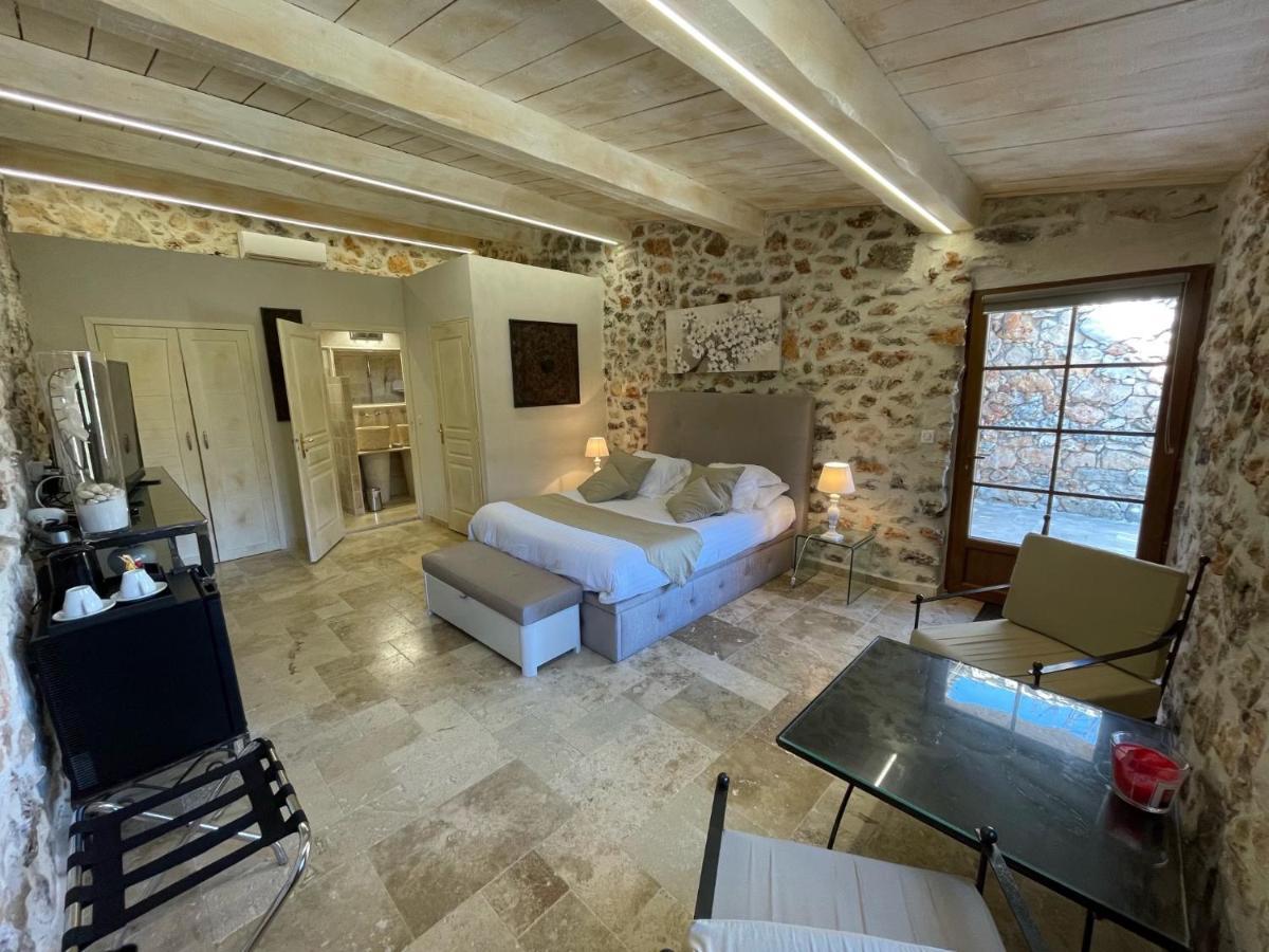 Domaine De Majastre Bed & Breakfast Bauduen Exterior photo