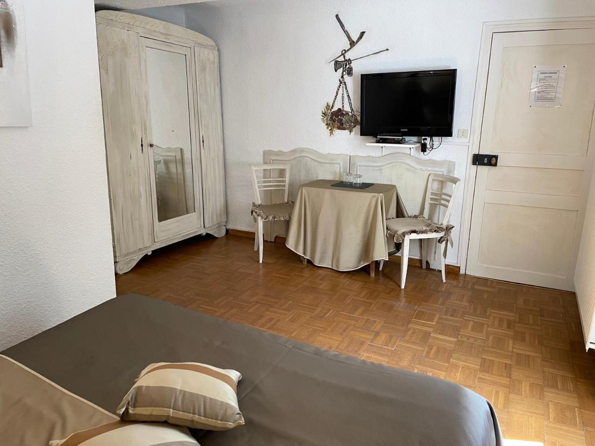 Domaine De Majastre Bed & Breakfast Bauduen Exterior photo