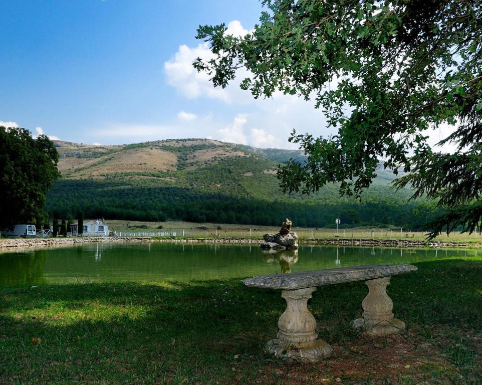 Domaine De Majastre Bed & Breakfast Bauduen Exterior photo